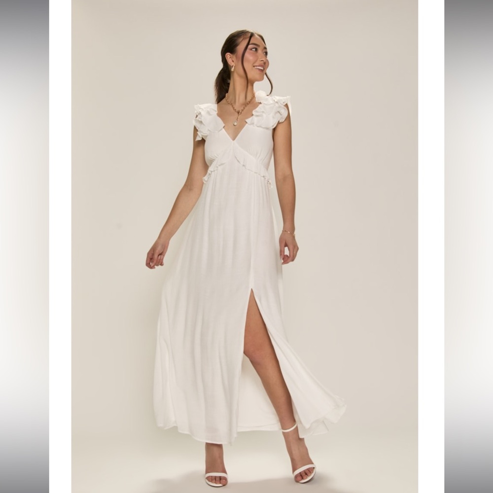 Francesca’s White Maxi Dress